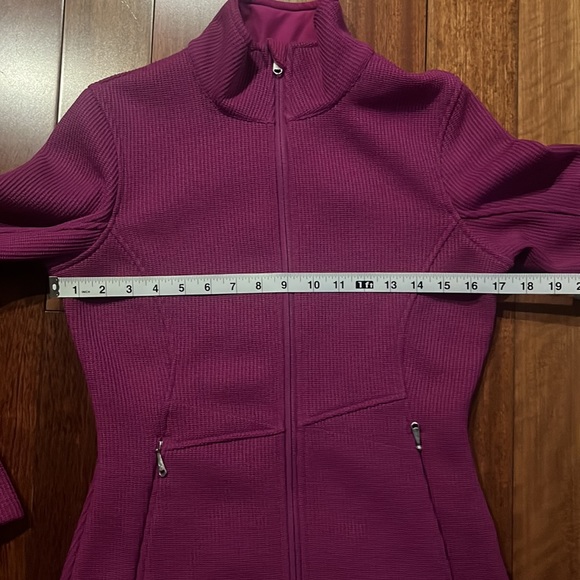 LIKE NEW! Worn once! Spyder zip up sweater 💖 - Picture 5 of 11